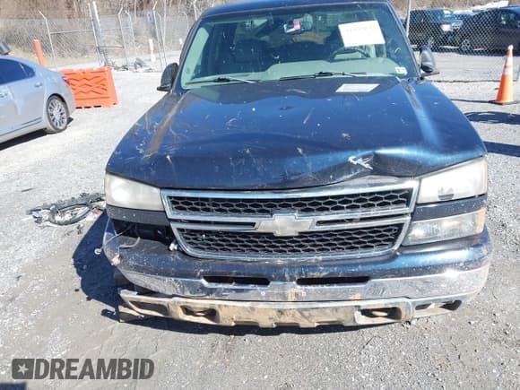 ✅ 2006 Chevrolet Silverado 1500 LT1 • VIN: 2GCEK13TX61232856 • Лот: 41593832. Опубликован ранее на IAAI с пробегом 186 273 миль. Бесплатный доступ к архиву аукционных продаж из США и подробный отчёт об истории автомобиля на DreamBid. Изображение 6.