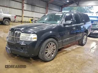 ✅ 2011 Lincoln Navigator • VIN: 5LMJJ2H52BEJ05408 • Lot: 95090255. Listed on Copart with 180,203 mi. Free auction sales archive from the USA and detailed vehicle history report at DreamBid. Image 1.