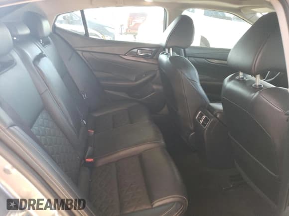 ✅ 2017 Nissan Maxima Platinum • VIN: 1N4AA6AP7HC457338 • Lot: 85137485. Wystawiony na Copart z przebiegiem 101 594 mil. Bezpłatny archiwum sprzedaży aukcyjnych z USA i szczegółowy raport historii pojazdu na DreamBid. Zdjęcie 10.