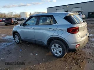 ✅ 2020 Hyundai Venue SE • VIN: KMHRB8A34LU033925 • Lot: 80279294. Wystawiony na Copart z przebiegiem 28 090 mil. Bezpłatny archiwum sprzedaży aukcyjnych z USA i szczegółowy raport historii pojazdu na DreamBid. Zdjęcie 2.