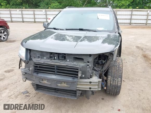 ✅ 2016 Ford Explorer Limited • VIN: 1FM5K8F84GGA98250 • Lot: 42198971. Wystawiony na IAAI z przebiegiem 188 812 mil. Bezpłatny archiwum sprzedaży aukcyjnych z USA i szczegółowy raport historii pojazdu na DreamBid. Zdjęcie 6.