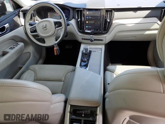 ✅ 2022 Volvo XC60 Inscription • VIN: YV4L12DL9N1910402 • Лот: 70438225. Опубликован ранее на Copart с пробегом Не указан. Бесплатный доступ к архиву аукционных продаж из США и подробный отчёт об истории автомобиля на DreamBid. Изображение 8.