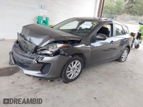 ✅ 2013 Mazda 3 i Touring • VIN: JM1BL1LP8D1738868 • Лот: 43429636. Опубликован ранее на IAAI с пробегом 96 997 миль. Бесплатный доступ к архиву аукционных продаж из США и подробный отчёт об истории автомобиля на DreamBid. Изображение 2.