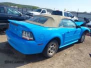 ✅ 2000 Ford Mustang • VIN: 1FAFP4444YF186845 • Лот: 43061651. Опубликован ранее на IAAI с пробегом 124 499 миль. Бесплатный доступ к архиву аукционных продаж из США и подробный отчёт об истории автомобиля на DreamBid. Изображение 4.