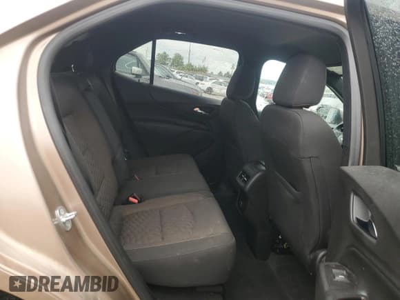 ✅ 2018 Chevrolet Equinox LT • VIN: 2GNAXSEV5J6161282 • Lot: 69234405. Wystawiony na Copart z przebiegiem 92 500 mil. Bezpłatny archiwum sprzedaży aukcyjnych z USA i szczegółowy raport historii pojazdu na DreamBid. Zdjęcie 11.