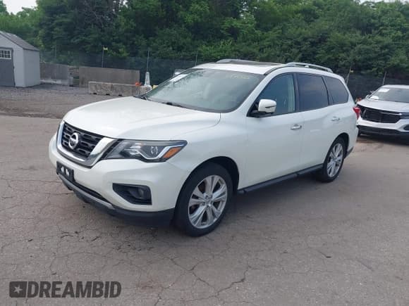 ✅ 2019 Nissan Pathfinder SV • VIN: 5N1DR2MM9KC587022 • Lot: 42436626. Listed on IAAI with 94,467 mi. Free auction sales archive from the USA and detailed vehicle history report at DreamBid. Image 2.