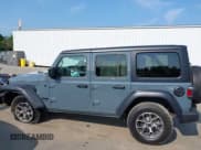 ✅ 2024 Jeep Wrangler Sport S • VIN: 1C4PJXDG5RW334658 • Lot: 42932305. Wystawiony na IAAI z przebiegiem 6 587 mil. Bezpłatny archiwum sprzedaży aukcyjnych z USA i szczegółowy raport historii pojazdu na DreamBid. Zdjęcie 14.