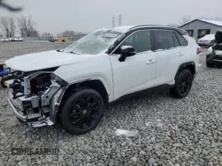 ✅ 2023 Toyota RAV4 Hybrid XSE • VIN: JTME6RFV6PD546395 • Lot: 92053785. Wystawiony na Copart z przebiegiem 67 334 mil. Bezpłatny archiwum sprzedaży aukcyjnych z USA i szczegółowy raport historii pojazdu na DreamBid. Zdjęcie 1.