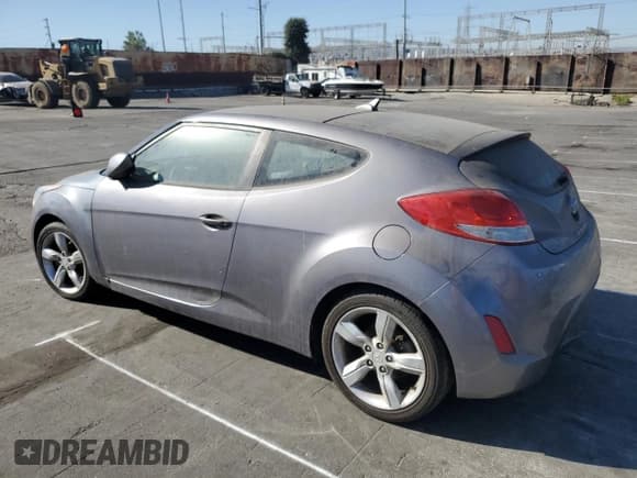 ✅ 2015 Hyundai Veloster RE:FLEX • VIN: KMHTC6AD2FU236929 • Лот: 42456815. Опубликован ранее на Copart с пробегом Не указан. Бесплатный доступ к архиву аукционных продаж из США и подробный отчёт об истории автомобиля на DreamBid. Изображение 2.