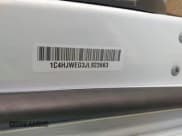 ✅ 2018 Jeep Wrangler Unlimited Sahara • VIN: 1C4HJWEG3JL923663 • Lot: 43674788. Listed on IAAI with 84,222 mi. Free auction sales archive from the USA and detailed vehicle history report at DreamBid. Image 9.