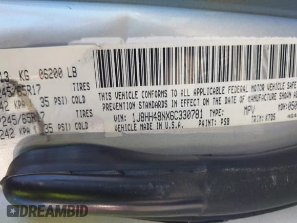 ✅ 2006 Jeep Commander • VIN: 1J8HH48NX6C330781 • Lot: 41604799. Listed on IAAI with 117,200 mi. Free auction sales archive from the USA and detailed vehicle history report at DreamBid. Image 9.