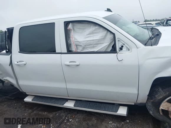 ✅ 2016 Chevrolet Silverado 2500HD LT • VIN: 1GC1KVEG1GF255684 • Lot: 42364009. Listed on IAAI with 114,467 mi. Free auction sales archive from the USA and detailed vehicle history report at DreamBid. Image 14.