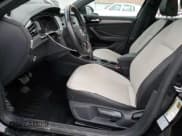 ✅ 2021 Volkswagen Jetta S • VIN: 3VWC57BU4MM015348 • Lot: 92399325. Wystawiony na Copart z przebiegiem 43 054 mil. Bezpłatny archiwum sprzedaży aukcyjnych z USA i szczegółowy raport historii pojazdu na DreamBid. Zdjęcie 7.