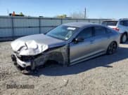 ✅ 2025 Kia K5 GT-Line • VIN: KNAG64J78S5346123 • Lot: 82004695. Wystawiony na Copart z przebiegiem 4 955 mil. Bezpłatny archiwum sprzedaży aukcyjnych z USA i szczegółowy raport historii pojazdu na DreamBid. Zdjęcie 1.