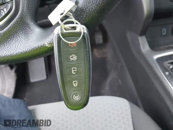 ✅ 2019 Ford Escape SE • VIN: 1FMCU0GD5KUB97930 • Lot: 43737106. Wystawiony na IAAI z przebiegiem 181 175 mil. Bezpłatny archiwum sprzedaży aukcyjnych z USA i szczegółowy raport historii pojazdu na DreamBid. Zdjęcie 11.