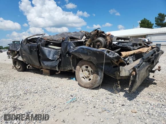 ✅ 2007 Chevrolet Silverado 2500HD 2LT • VIN: 1GCHK23667F539609 • Лот: 62011945. Опубликован ранее на Copart с пробегом Не указан. Бесплатный доступ к архиву аукционных продаж из США и подробный отчёт об истории автомобиля на DreamBid. Изображение 2.