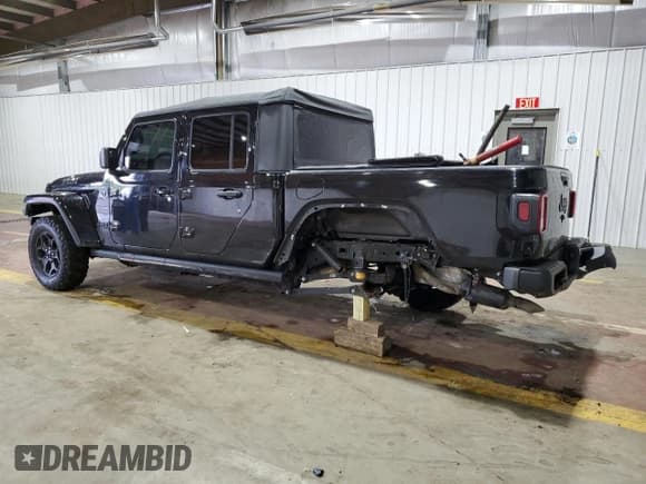 ✅ 2021 Jeep Gladiator Willys • VIN: 1C6HJTAG4ML556255 • Лот: 57143125. Опубликован ранее на Copart с пробегом 57 104 миль. Бесплатный доступ к архиву аукционных продаж из США и подробный отчёт об истории автомобиля на DreamBid. Изображение 2.