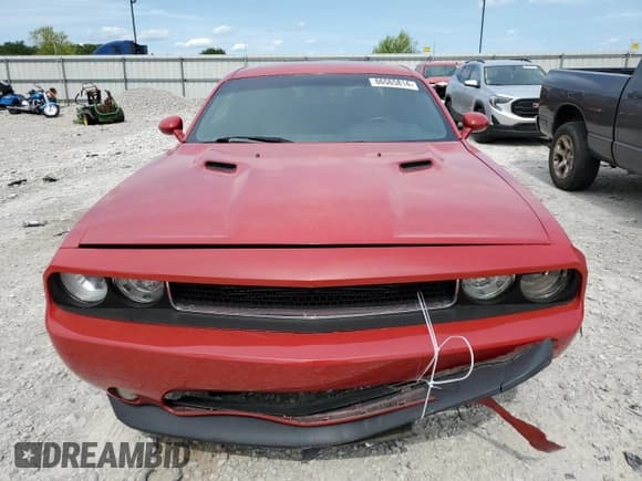 ✅ 2013 Dodge Challenger R/T Plus • VIN: 2C3CDYBT1DH579240 • Lot: 66565814. Wystawiony na Copart z przebiegiem 81 480 mil. Bezpłatny archiwum sprzedaży aukcyjnych z USA i szczegółowy raport historii pojazdu na DreamBid. Zdjęcie 5.