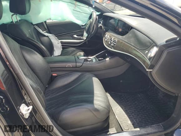 ✅ 2015 Mercedes-Benz S 63 AMG • VIN: WDDUG7JB3FA082319 • Лот: 67800175. Опубликован ранее на Copart с пробегом Не указан. Бесплатный доступ к архиву аукционных продаж из США и подробный отчёт об истории автомобиля на DreamBid. Изображение 7.