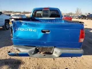 ✅ 2001 Dodge Dakota • VIN: 1B7FL26X61S137435 • Lot: 88527955. Wystawiony na Copart z przebiegiem 137 644 mil. Bezpłatny archiwum sprzedaży aukcyjnych z USA i szczegółowy raport historii pojazdu na DreamBid. Zdjęcie 6.