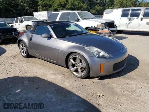 ✅ 2007 Nissan 350Z Touring • VIN: JN1BZ36A07M652297 • Lot: 69073074. Wystawiony na Copart z przebiegiem 112 136 mil. Bezpłatny archiwum sprzedaży aukcyjnych z USA i szczegółowy raport historii pojazdu na DreamBid. Zdjęcie 4.