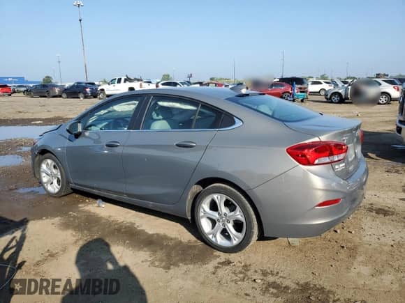 ✅ 2019 Chevrolet Cruze Premier • VIN: 1G1BF5SM5K7122263 • Lot: 68767175. Wystawiony na Copart z przebiegiem 31 342 mil mil. Skorzystaj z bezpłatnego archiwum sprzedaży aukcyjnych z USA i zobacz szczegółowy raport historii pojazdu na DreamBid. Zdjęcie 2.
