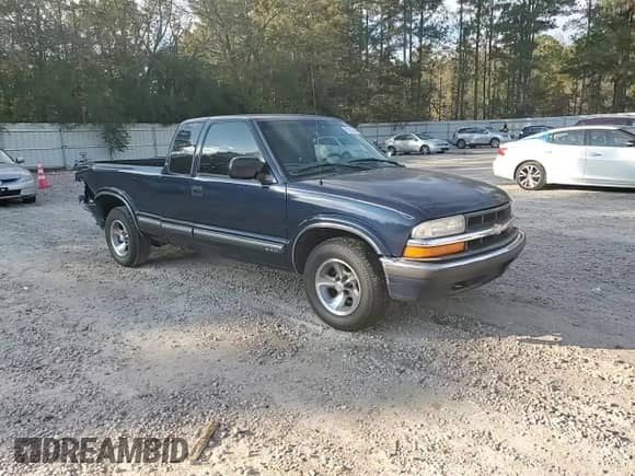 2000 Chevrolet S-10 LS с VIN 1GCCS1951Y8283176, выставлен на аукционе Copart как лот 79013834 с пробегом 204 131 миль миль и Списание • Salvage title. История ставок и продаж доступна на DreamBid. Изображение 10.