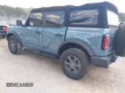 ✅ 2022 Ford Bronco • VIN: 1FMDE5BH8NLB72622 • Lot: 42974136. Wystawiony na IAAI z przebiegiem 17 065 mil. Bezpłatny archiwum sprzedaży aukcyjnych z USA i szczegółowy raport historii pojazdu na DreamBid. Zdjęcie 3.