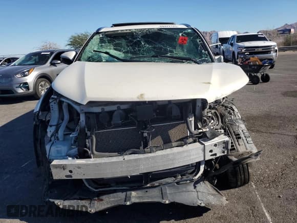 ✅ 2014 Toyota Highlander Limited • VIN: 5TDDCRFH6ES004844 • Лот: 69423125. Опубликован ранее на Copart с пробегом Не указан. Бесплатный доступ к архиву аукционных продаж из США и подробный отчёт об истории автомобиля на DreamBid. Изображение 5.