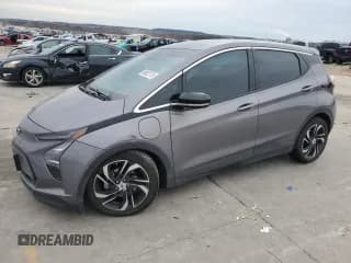✅ 2023 Chevrolet Bolt EV 2LT • VIN: 1G1FX6S05P4147965 • Lot: 88822175. Wystawiony na Copart z przebiegiem 37 199 mil. Bezpłatny archiwum sprzedaży aukcyjnych z USA i szczegółowy raport historii pojazdu na DreamBid. Zdjęcie 1.
