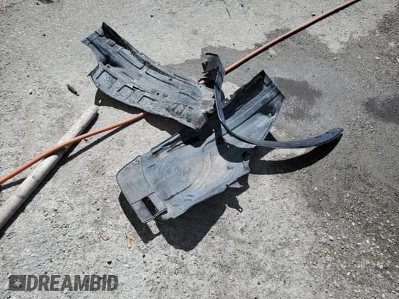 ✅ 2012 Mazda CX-9 Sport • VIN: JM3TB2BAXC0334685 • Lot: 49724045. Wystawiony na Copart z przebiegiem 146 657 mil. Bezpłatny archiwum sprzedaży aukcyjnych z USA i szczegółowy raport historii pojazdu na DreamBid. Zdjęcie 13.