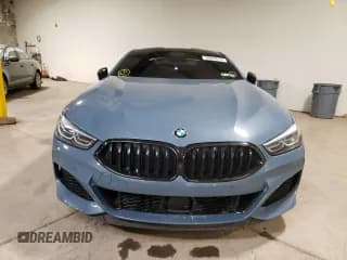 ✅ 2019 BMW 8 Series M850i xDrive • VIN: WBABC4C52KBU95594 • Lot: 50043613. Wystawiony na Copart z przebiegiem 31 919 mil. Bezpłatny archiwum sprzedaży aukcyjnych z USA i szczegółowy raport historii pojazdu na DreamBid. Zdjęcie 5.
