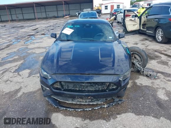✅ 2021 Ford Mustang GT • VIN: 1FA6P8CF1M5148371 • Lot: 42444493. Wystawiony na IAAI z przebiegiem 81 979 mil. Bezpłatny archiwum sprzedaży aukcyjnych z USA i szczegółowy raport historii pojazdu na DreamBid. Zdjęcie 11.