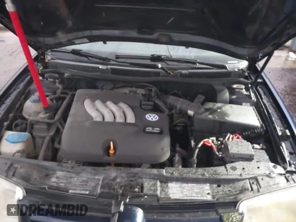 ✅ 2000 Volkswagen Jetta GLS • VIN: 3VWSA29M0YM108468 • Lot: 43840581. Listed on IAAI with 194,021 mi. Free auction sales archive from the USA and detailed vehicle history report at DreamBid. Image 10.