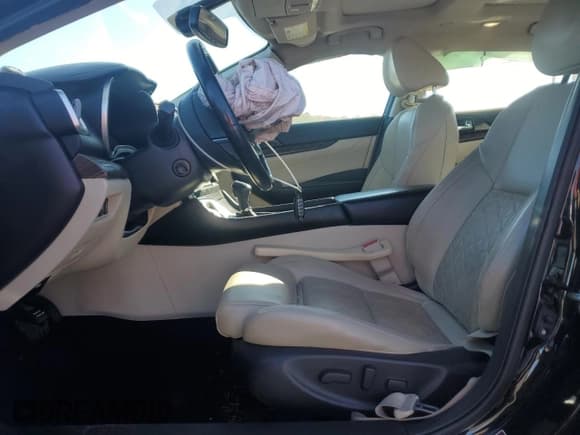 ✅ 2017 Nissan Maxima Platinum • VIN: 1N4AA6APXHC388094 • Lot: 82588035. Listed on Copart with 199,154 mi. Free auction sales archive from the USA and detailed vehicle history report at DreamBid. Image 7.