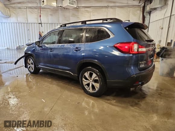 ✅ 2022 Subaru Ascent Premium • VIN: 4S4WMACD0N3434729 • Lot: 93120905. Listed on Copart with 135,358 mi. Free auction sales archive from the USA and detailed vehicle history report at DreamBid. Image 2.