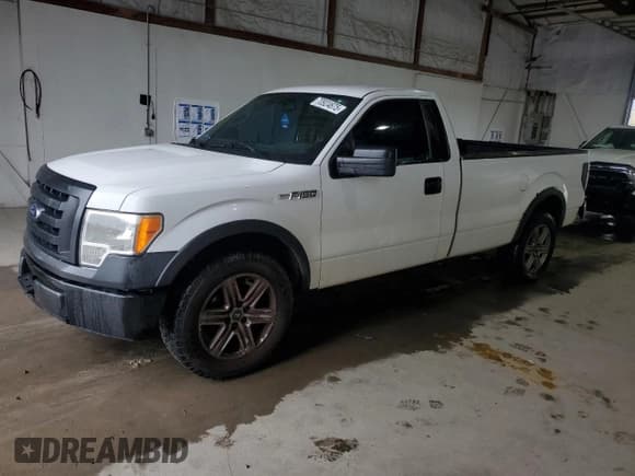 ✅ 2012 Ford F-150 XL • VIN: 1FTMF1CM7CKD75378 • Lot: 70924675. Listed on Copart with 267,957 mi. Free auction sales archive from the USA and detailed vehicle history report at DreamBid. Image 1.