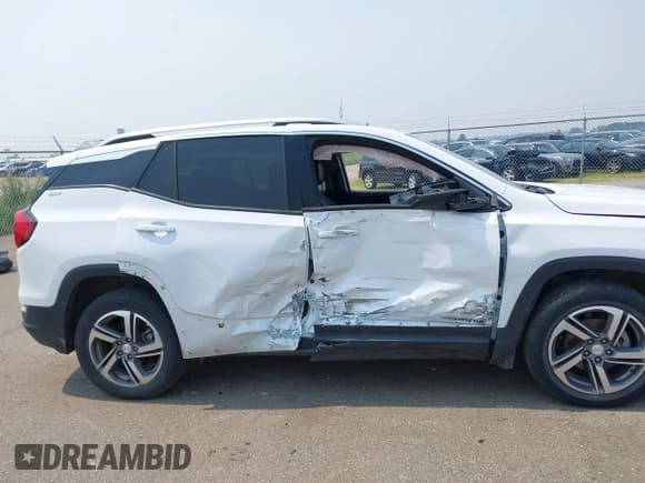 ✅ 2021 GMC Terrain SLT • VIN: 3GKALVEV9ML305538 • Лот: 42892665. Опубликован ранее на IAAI с пробегом 94 404 миль. Бесплатный доступ к архиву аукционных продаж из США и подробный отчёт об истории автомобиля на DreamBid. Изображение 13.