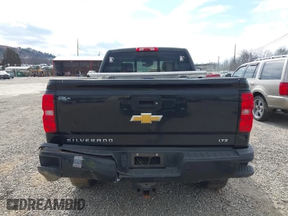✅ 2016 Chevrolet Silverado 2500HD LTZ • VIN: 1GC1KWE83GF199150 • Lot: 41440855. Listed on IAAI with Not provided. Free auction sales archive from the USA and detailed vehicle history report at DreamBid. Image 16.