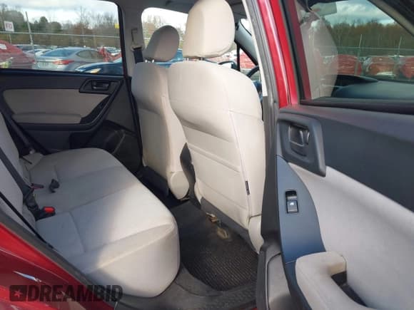 ✅ 2014 Subaru Forester Premium • VIN: JF2SJAEC7EH553298 • Lot: 43731393. Wystawiony na IAAI z przebiegiem 158 894 mil. Bezpłatny archiwum sprzedaży aukcyjnych z USA i szczegółowy raport historii pojazdu na DreamBid. Zdjęcie 8.