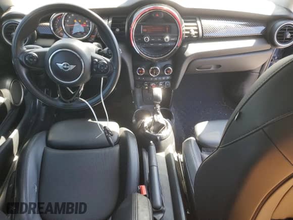 2014 MINI Hardtop S with VIN WMWXM7C51ET926090, listed as a Copart auction lot 55958745 with 148,997 mi miles and Salvage title. Bid and sale history available at DreamBid. Image 8.