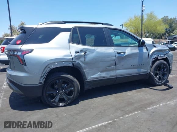 ✅ 2025 Chevrolet Equinox FWD LT • VIN: 3GNAXHEG0SL194045 • Lot: 42555668. Wystawiony na IAAI z przebiegiem 2 168 mil. Bezpłatny archiwum sprzedaży aukcyjnych z USA i szczegółowy raport historii pojazdu na DreamBid. Zdjęcie 6.