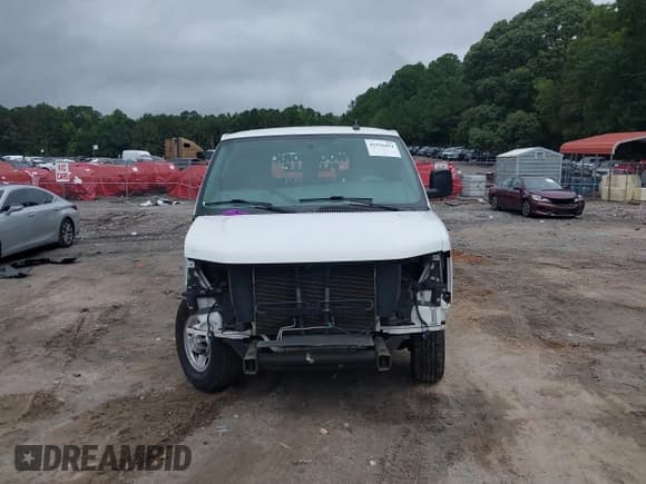 ✅ 2020 Chevrolet Express Cargo • VIN: 1GCWGAFG3L1199561 • Lot: 42936494. Listed on IAAI with 100,951 mi. Free auction sales archive from the USA and detailed vehicle history report at DreamBid. Image 13.