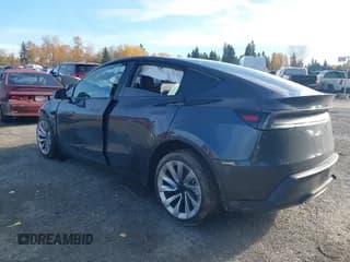 ✅ 2026 Tesla Model Y Long Range Launch Series • VIN: 7SAYGDEE0TF354667 • Lot: 43668697. Listed on IAAI with Not provided. Free auction sales archive from the USA and detailed vehicle history report at DreamBid. Image 3.