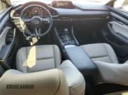 ✅ 2025 Mazda 3 S Preferred • VIN: 3MZBPACM8SM476308 • Лот: 87412715. Опубликован ранее на Copart с пробегом 481 миль. Бесплатный доступ к архиву аукционных продаж из США и подробный отчёт об истории автомобиля на DreamBid. Изображение 8.