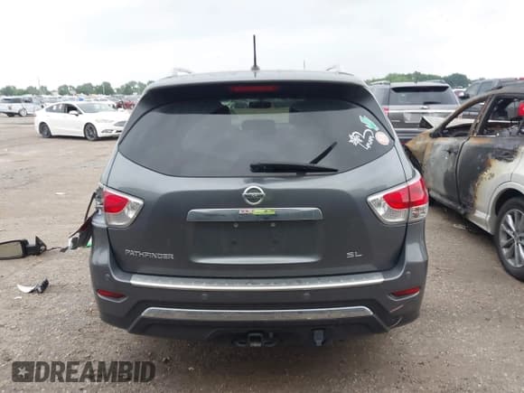 ✅ 2015 Nissan Pathfinder S • VIN: 5N1AR2MN1FC717747 • Lot: 42231333. Listed on IAAI with 107,732 mi. Free auction sales archive from the USA and detailed vehicle history report at DreamBid. Image 16.