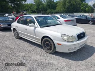 ✅ 2004 Hyundai Sonata • VIN: KMHWF25S04A984728 • Lot: 42902109. Listed on IAAI with 162,884 mi. Free auction sales archive from the USA and detailed vehicle history report at DreamBid. Image 1.