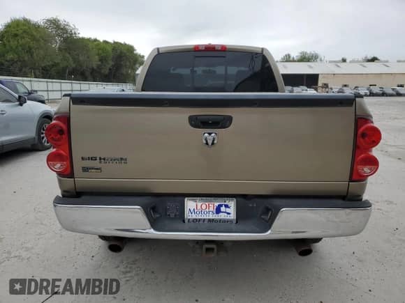 ✅ 2007 Dodge 1500 SLT • VIN: 1D7HA18P37J570799 • Лот: 75761654. Размещён на Copart с пробегом 201 798 миль миль. Получите бесплатный доступ к архиву аукционных продаж из США и посмотрите подробный отчёт об истории автомобиля на DreamBid. Изображение 6.
