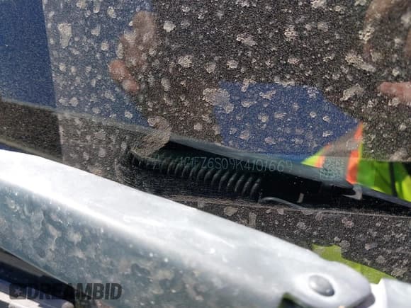 ✅ 2019 Chevrolet Bolt EV Premier • VIN: 1G1FZ6S09K4101669 • Lot: 41752348. Wystawiony na IAAI z przebiegiem 126 786 mil. Bezpłatny archiwum sprzedaży aukcyjnych z USA i szczegółowy raport historii pojazdu na DreamBid. Zdjęcie 9.