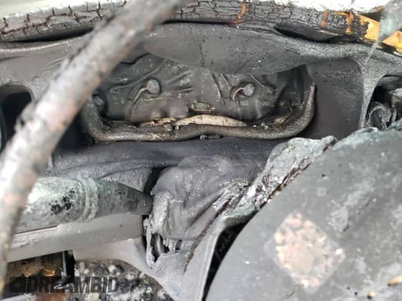 2006 Hyundai Elantra GLS z VIN KMHDN46D66U313202, wystawiony jako Copart lot #72598494 z przebiegiem Nie podano mil oraz Szkoda całkowita • Salvage title. Historia ofert i sprzedaży dostępna na DreamBid. Obrazek 9.